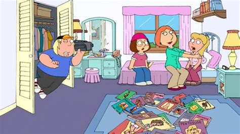 Chris & Meg Griffin In The Closet 